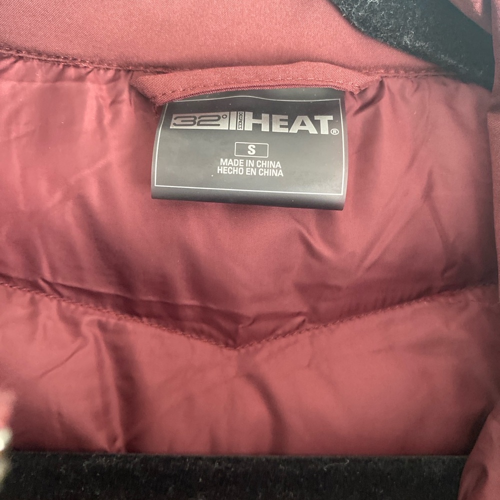 32 Degrees Heat Women’s Puffer Jacket – Size S – Burgundy / Maroon – NWT - Picture 2 of 5